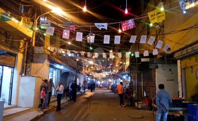 الزينة في الشارع الفوقاني