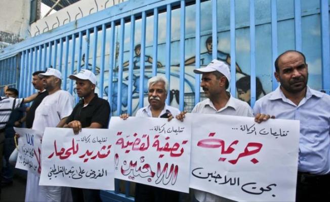 احتجاجات فلسطينية على تقليص خدمات "الأونروا" 