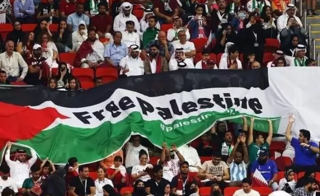 فلسطين حرة حرة.. و"إسرائيل" برا برا