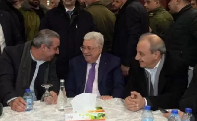 عباس بين فرج والشيخ.. هل انفرط العقد؟