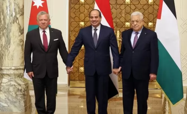 قمة العجزة: عباس .. السيسي وعبدالله