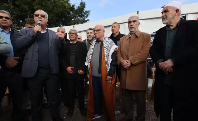 جانب من الاحتفال في بلدة عارة