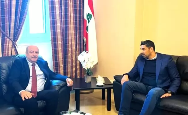 خلال اللقاء
