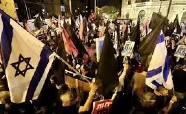 احتجاجات تل أبيب ضد حكومة الحاخامات