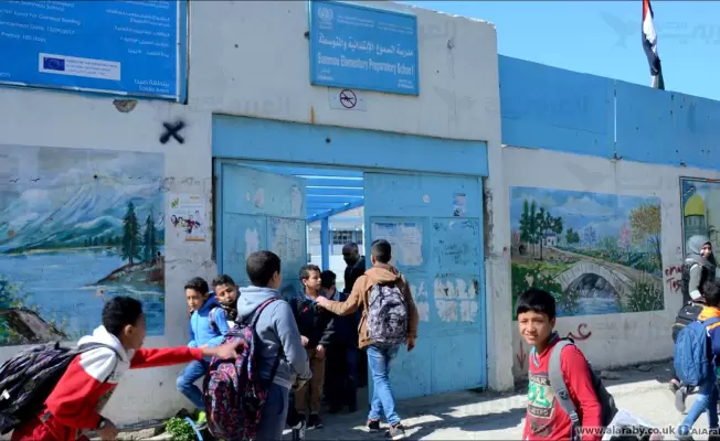 مدرسة اونروا في مخيم عين الحلوة