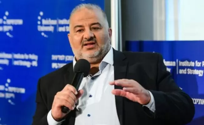 المتصهين منصور عباس