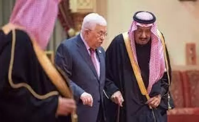 الملك سلمان وأبو مازن (أرشيفية)
