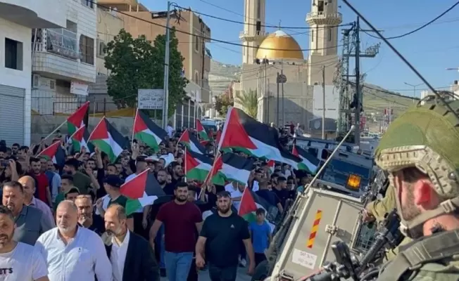 جماهير شعبنا تُشَيِّع جثمان الشهيدة