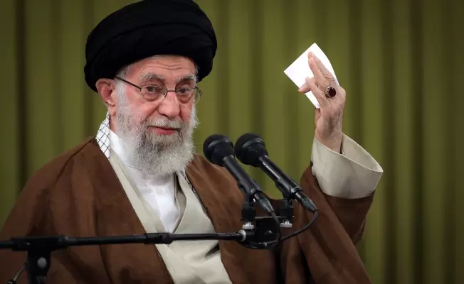 القالد الخامنئي