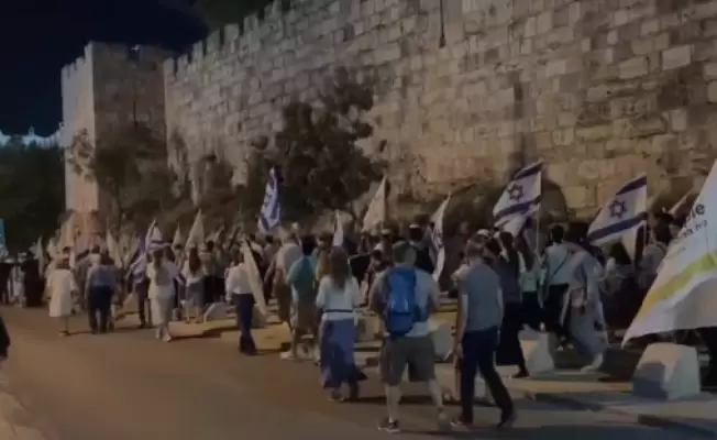 وصول مسيرة الأعلام "الإسرائيلية"