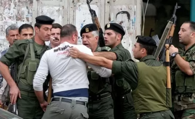 أجهزة أمن السلطة تعتقل العشرات من المجاهدين والأسرى المحررين