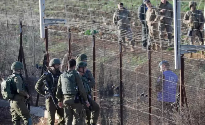 وجها لوجه عند الحدود اللبنانية مع فلسطين المحتلة