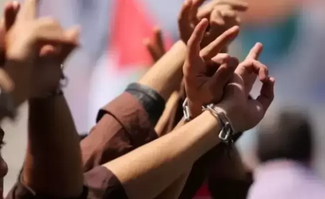 دعوات لدعم ومساندة الأسرى