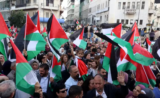 تظاهرات الضفة دعما لغزة العزة ومقاومتها البطلة