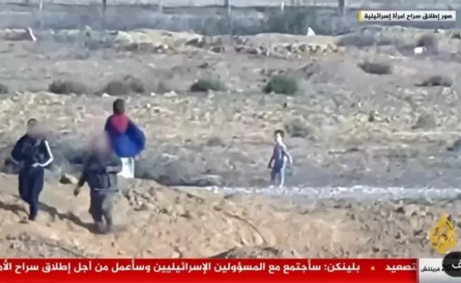 كتائب القسام تطلق سراح مستوطنة