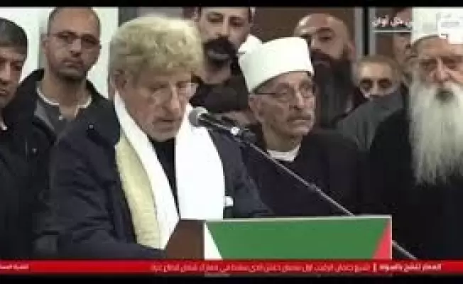 الشاعر دغش يرثي حفيده المقتول في غزة