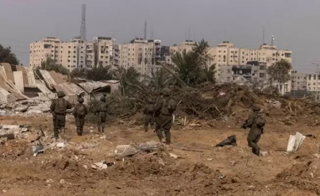 عزة