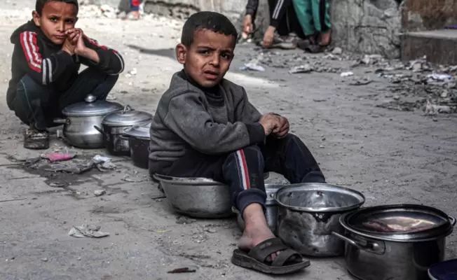 35 ألف طن أسلحة لـ"إسرائيل".. ولا "علبة طون" لأطفال غزة!..