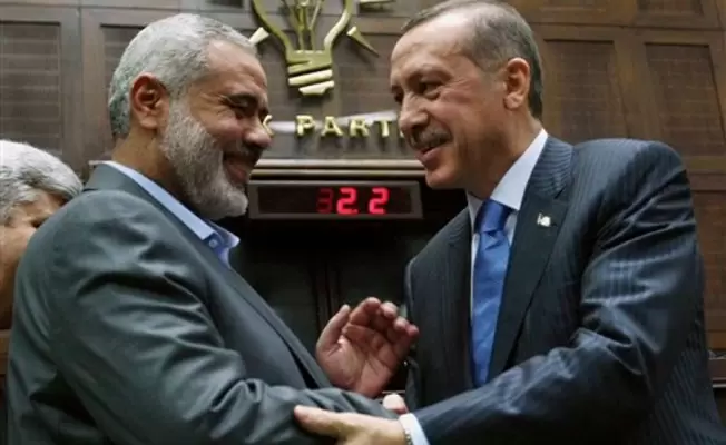 هنية مع اردوغان خلال زيارته لتركيا