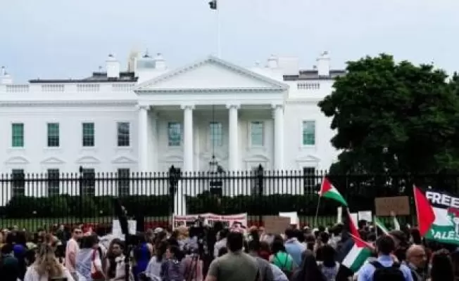 مظاهرات أمام البيت الأبيض
