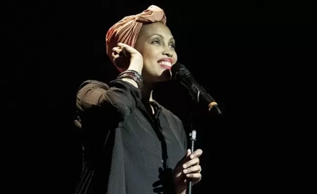 مغنية فرنسية