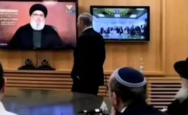 نتن ياهو يستمع لخطاب السيد حسن وقوفا