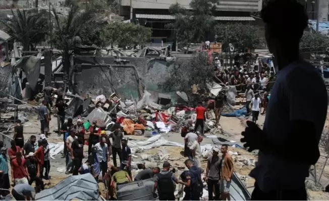 كلية تؤوي نازحين شمال مدينة غزة