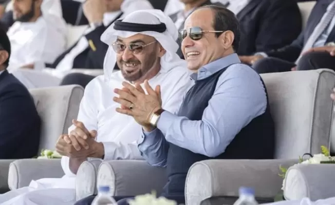 الصديقان اللدودان