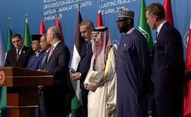 اللجنة العربية الإسلامية: تحركات على الهامش