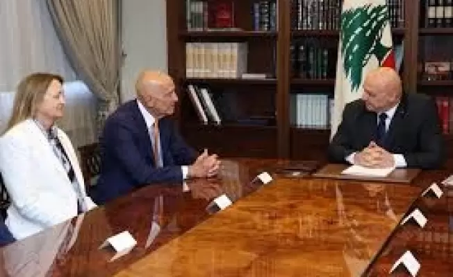 عون مستقبلا باراك