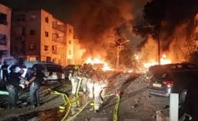 الصواريخ الارانيةتدمر وتحرق في الكيان