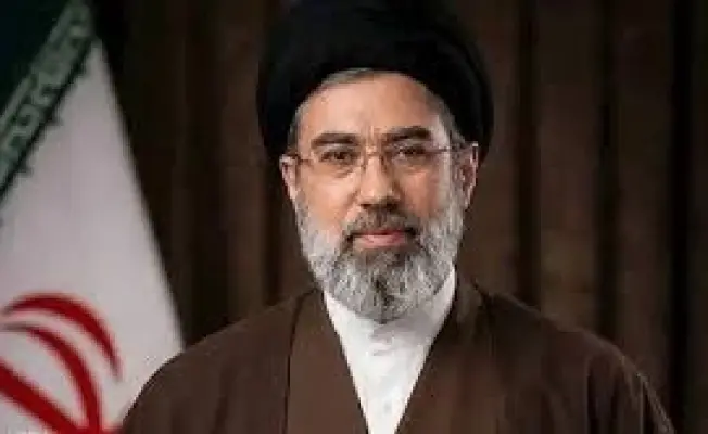 كل إيران خلف المرشد.. وحدة متراصة أقلقت العدو