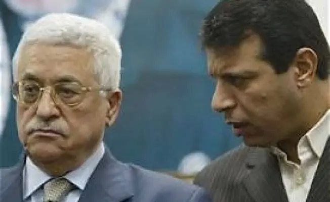هل يفعلها دحلان ويعود لجضن عباس؟..