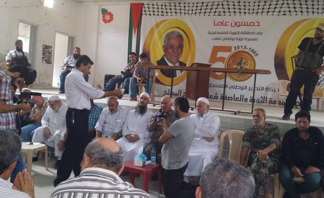 أثناء المؤتمر