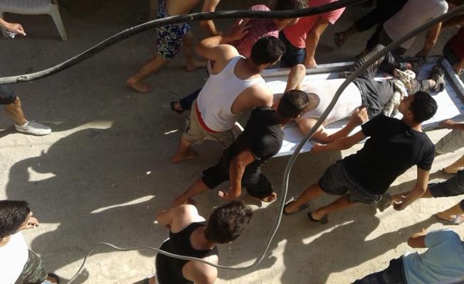 جريح اثر الاشتباكات الدائرة في عين الحلوة