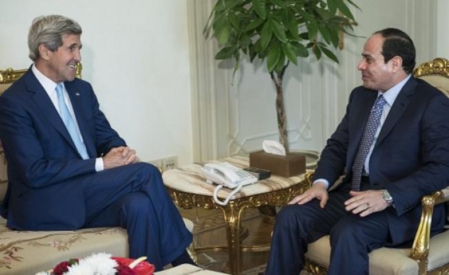 خلال لقاء جمع بين عبد الفتاح السيسي وجون كيري
