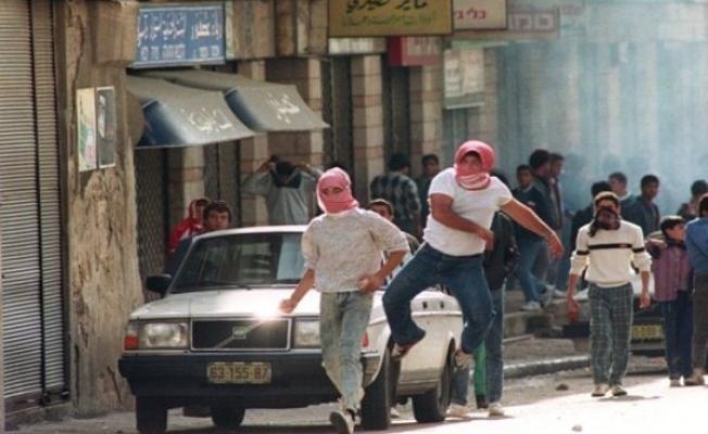 من الانتفاضة الفلسطينية