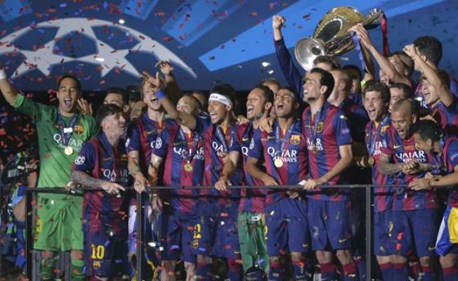 فريق برشلنا لحظة التتويج