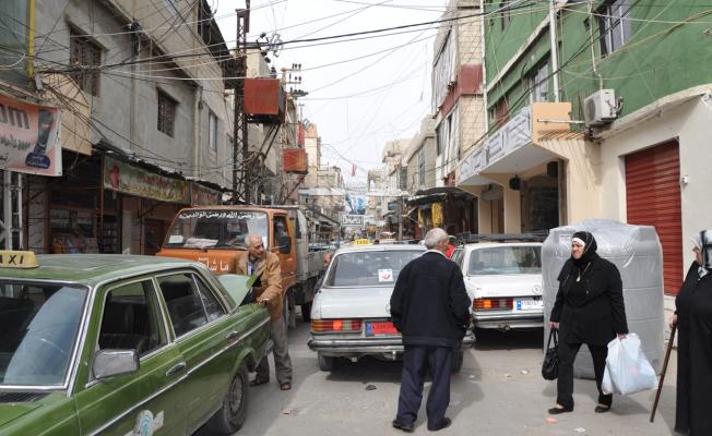 زحمة سير خانقة على مداخل عين الحلوة