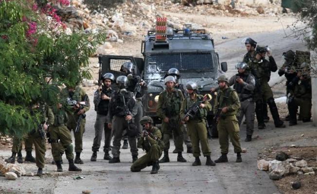 قوات العدو تكثف تعزيزاتها في القدس والضفة المحتلتين