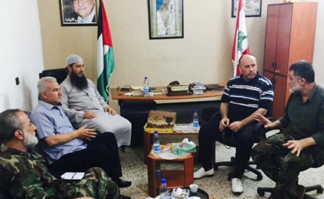 اجتماع فلسطيني في عين الحلوة