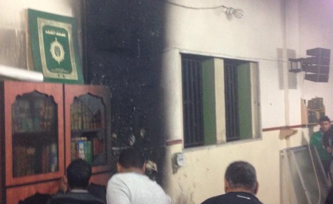 الحريق داخل المسجد 