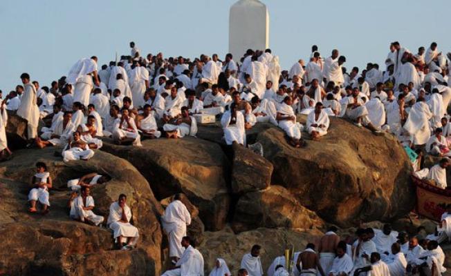 حجاج بيت الله الحرام