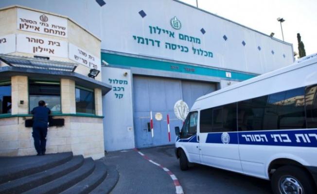 مضاعفة عدد المعتقلين الإداريين بسجون العدو بالسنة الأخيرة