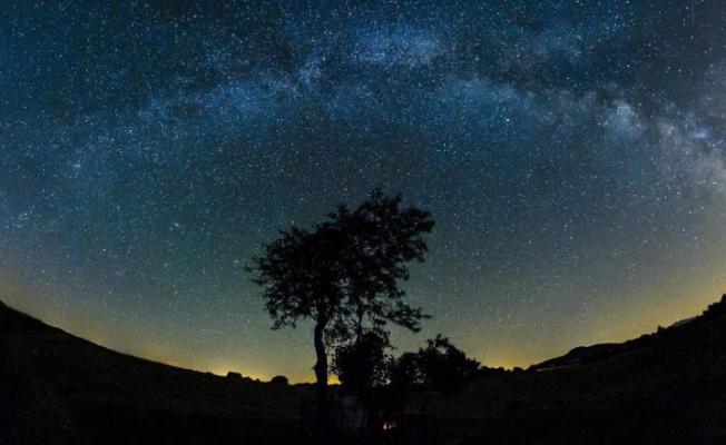 خمسة كواكب تصطف في عرض فلكي مبهر
