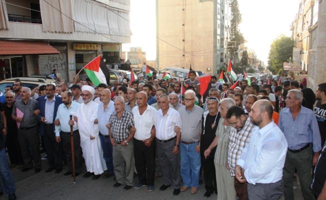 خلال مسيرة في وادي الزينة
