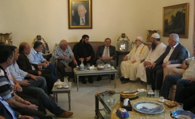لقاء في منزل الدكتور عبد الرحمن البزري