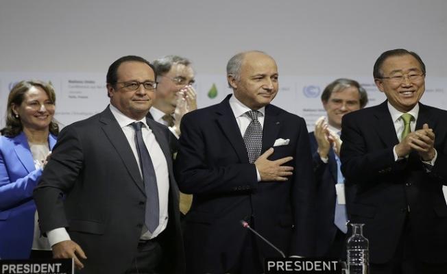 باريس.. المصادقة على اتفاقية عالمية للحد من التغير المناخي