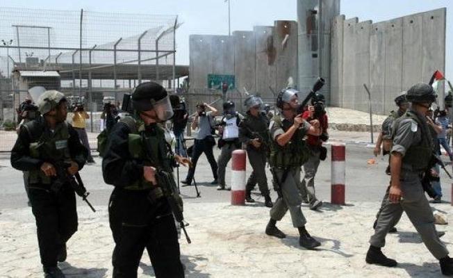 خلال مواجهات بين الفلسطينيين وقوات الاحتلال