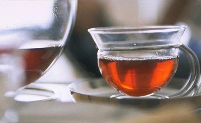 جلس الصحة في هولندا أوصى الأشخاص بتناول الشاي كأحد المشروبات الصحية التي تحافظ على الصحة